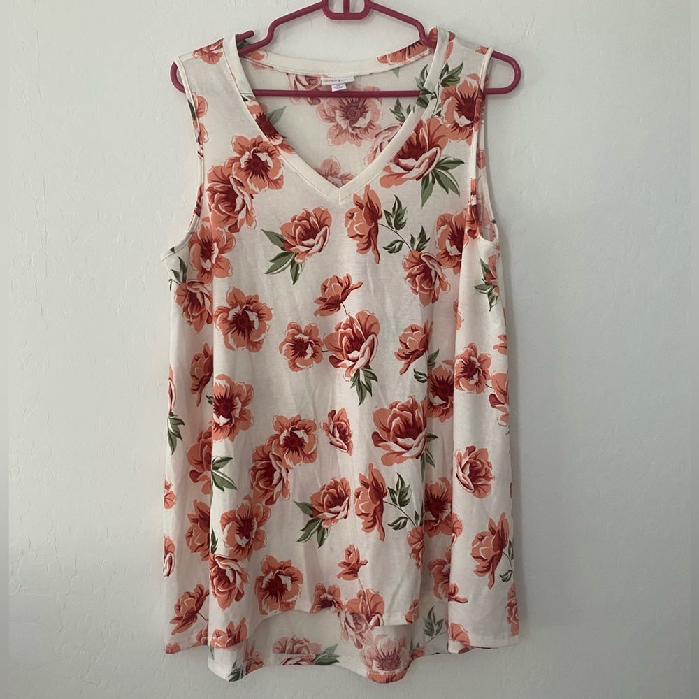 LuLaRoe Kristina tank top blouse